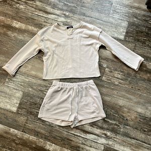 Beige long sleeve lounge set